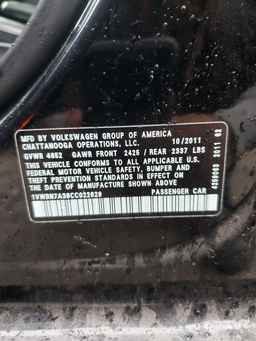 2012 VOLKSWAGEN Passat