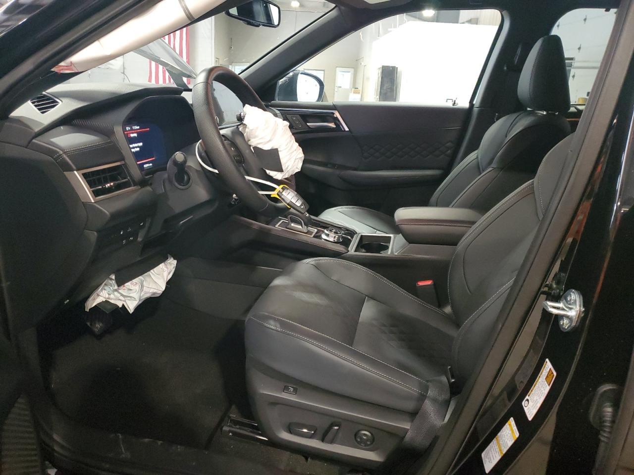 2025 MITSUBISHI outlander