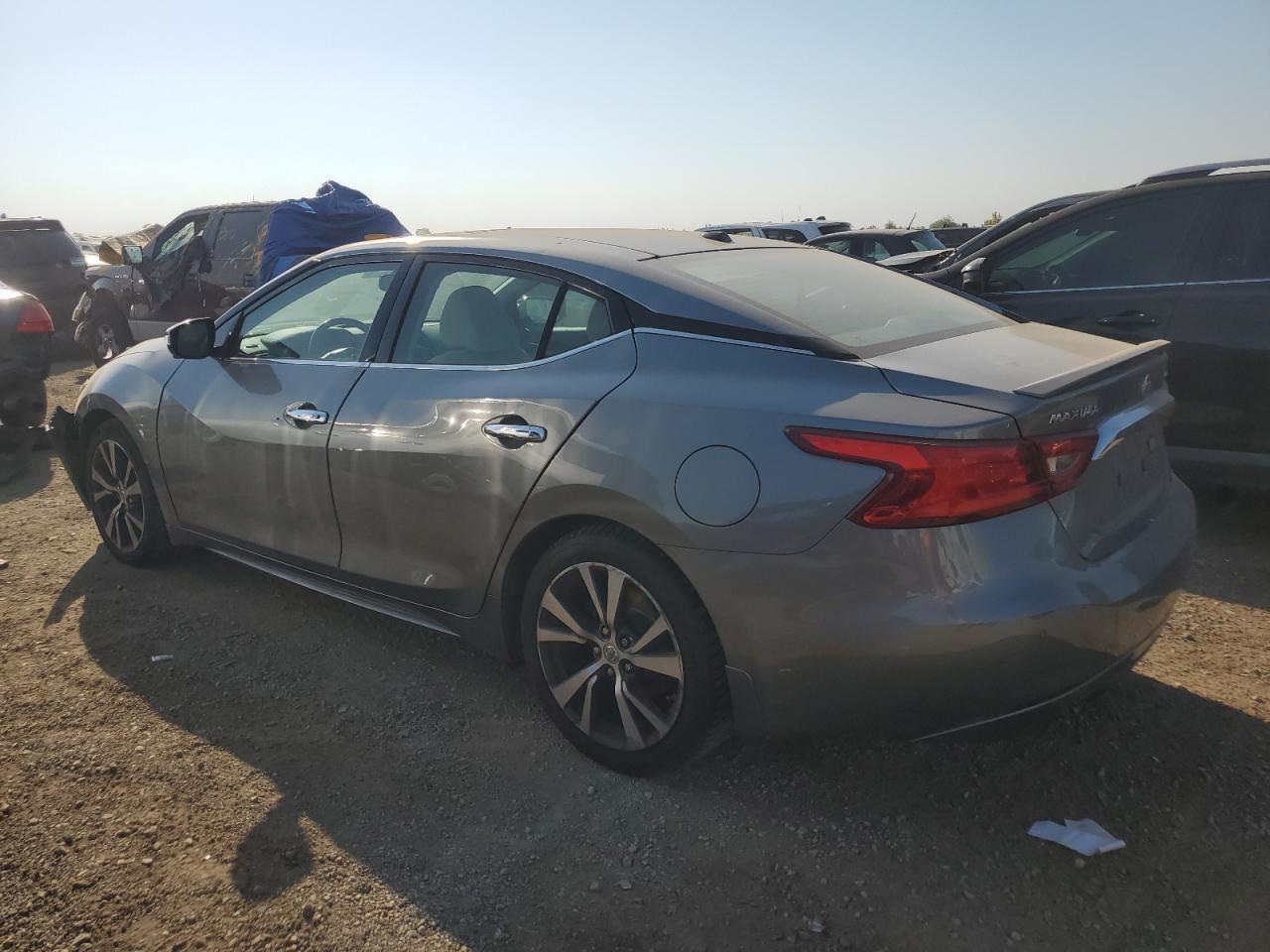 2016 NISSAN Maxima