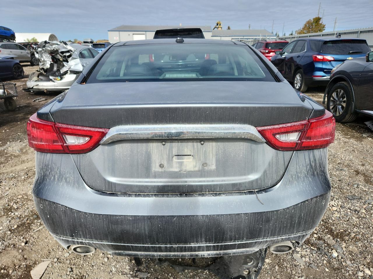 2017 NISSAN Maxima