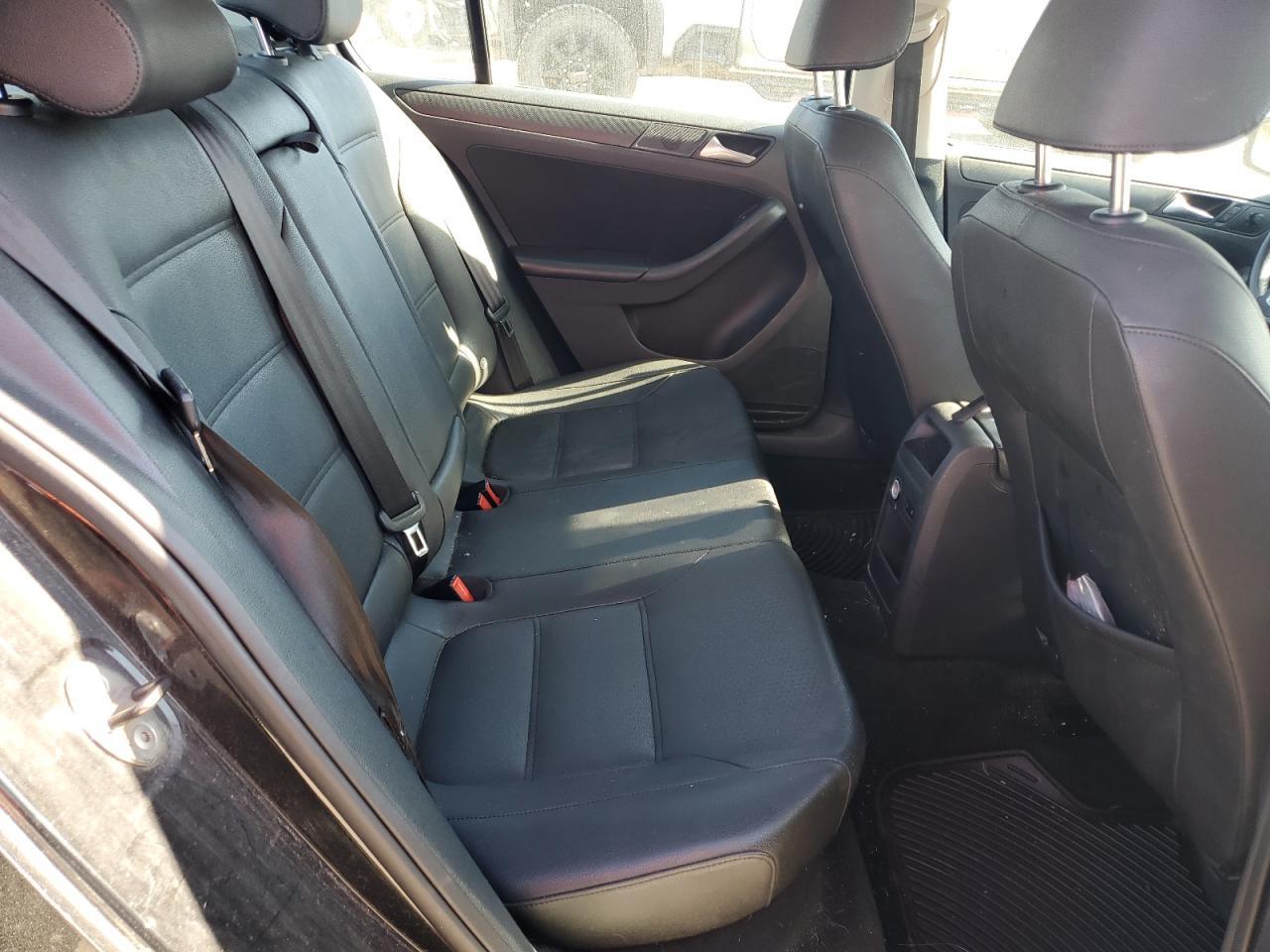 2012 VOLKSWAGEN JETTA