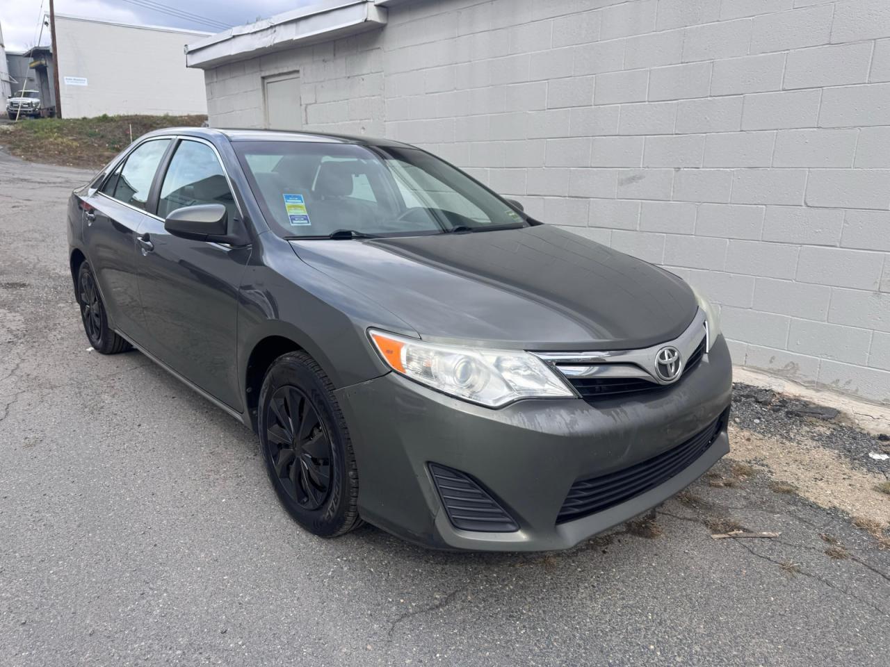 2012 TOYOTA CAMRY