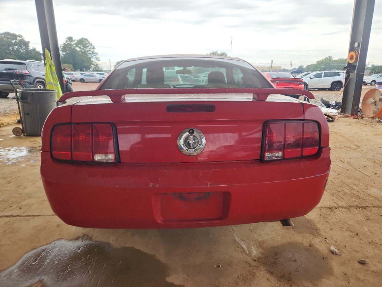 2005 FORD MUSTANG
