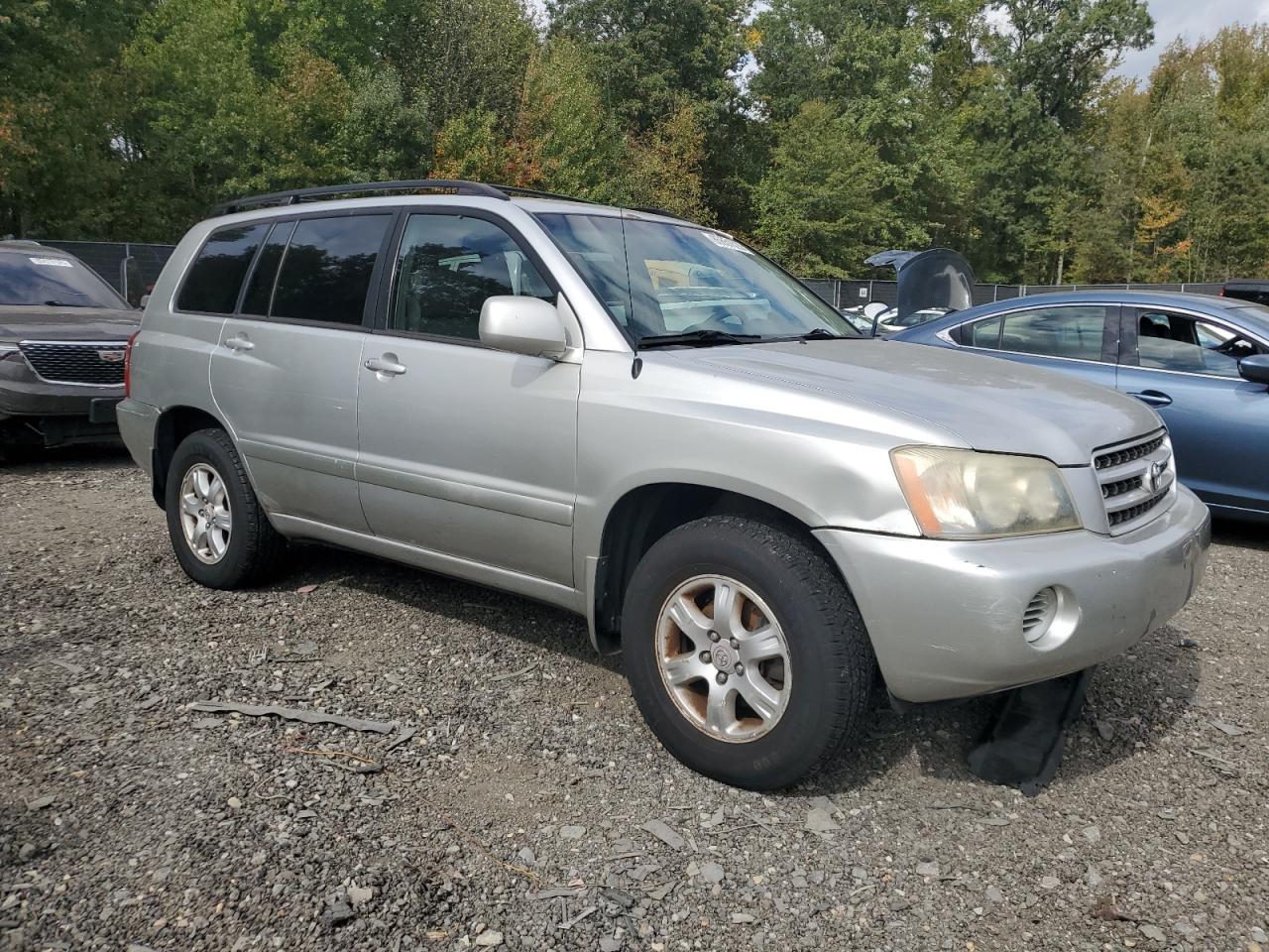 2002 TOYOTA HIGHLANDER