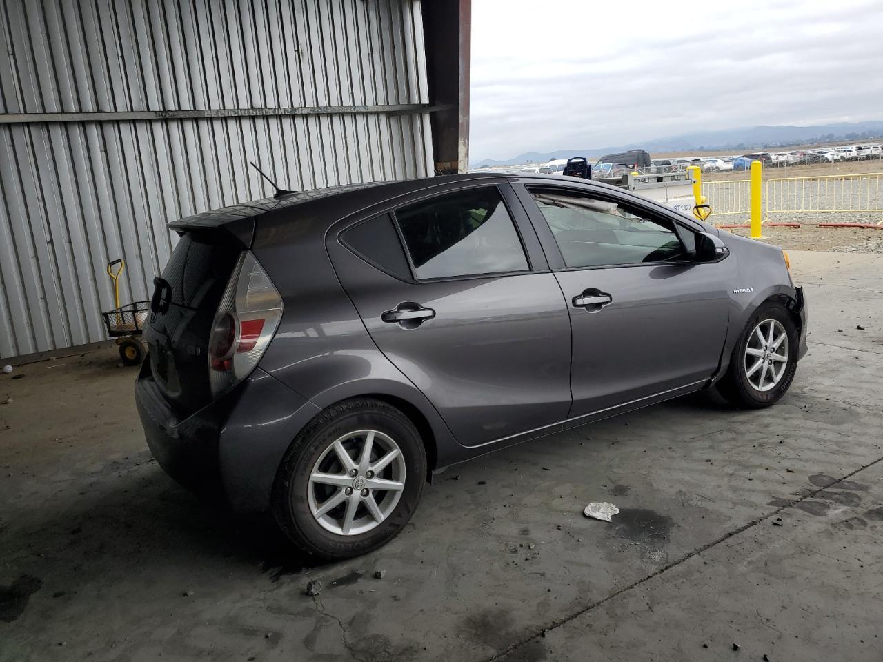 2012 TOYOTA Prius c