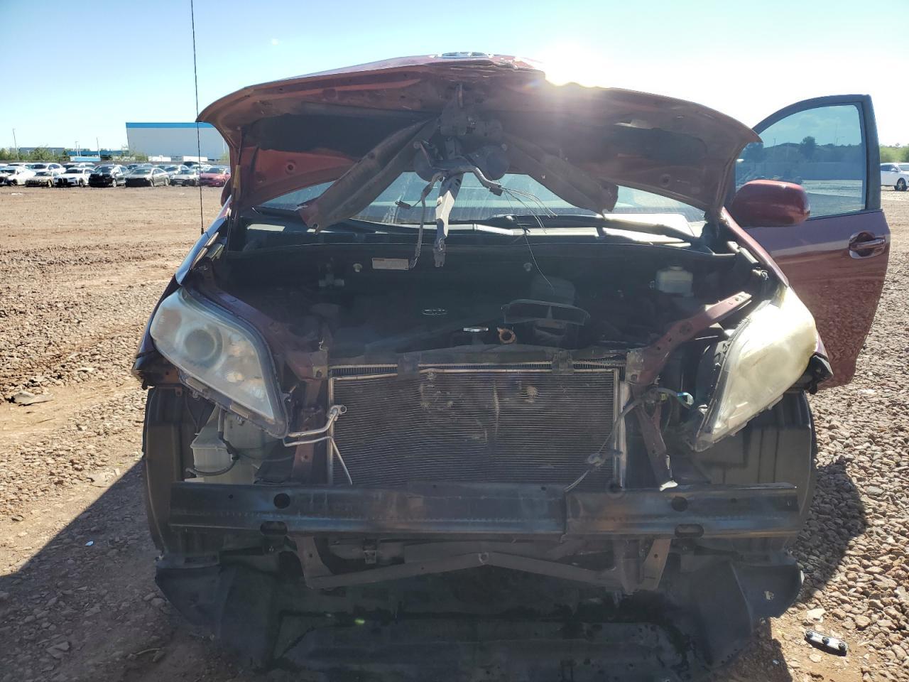 2011 TOYOTA SIENNA