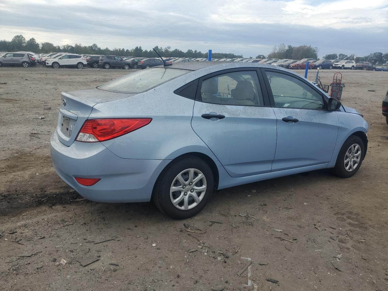 2012 HYUNDAI ACCENT