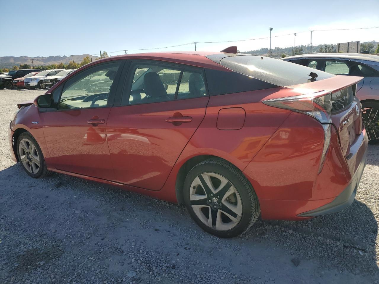 2016 TOYOTA PRIUS