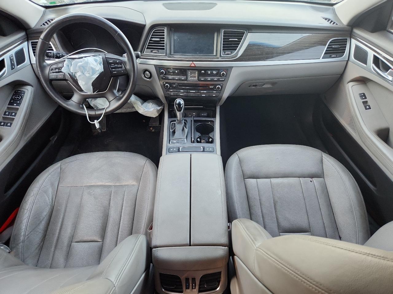 2016 HYUNDAI GENESIS
