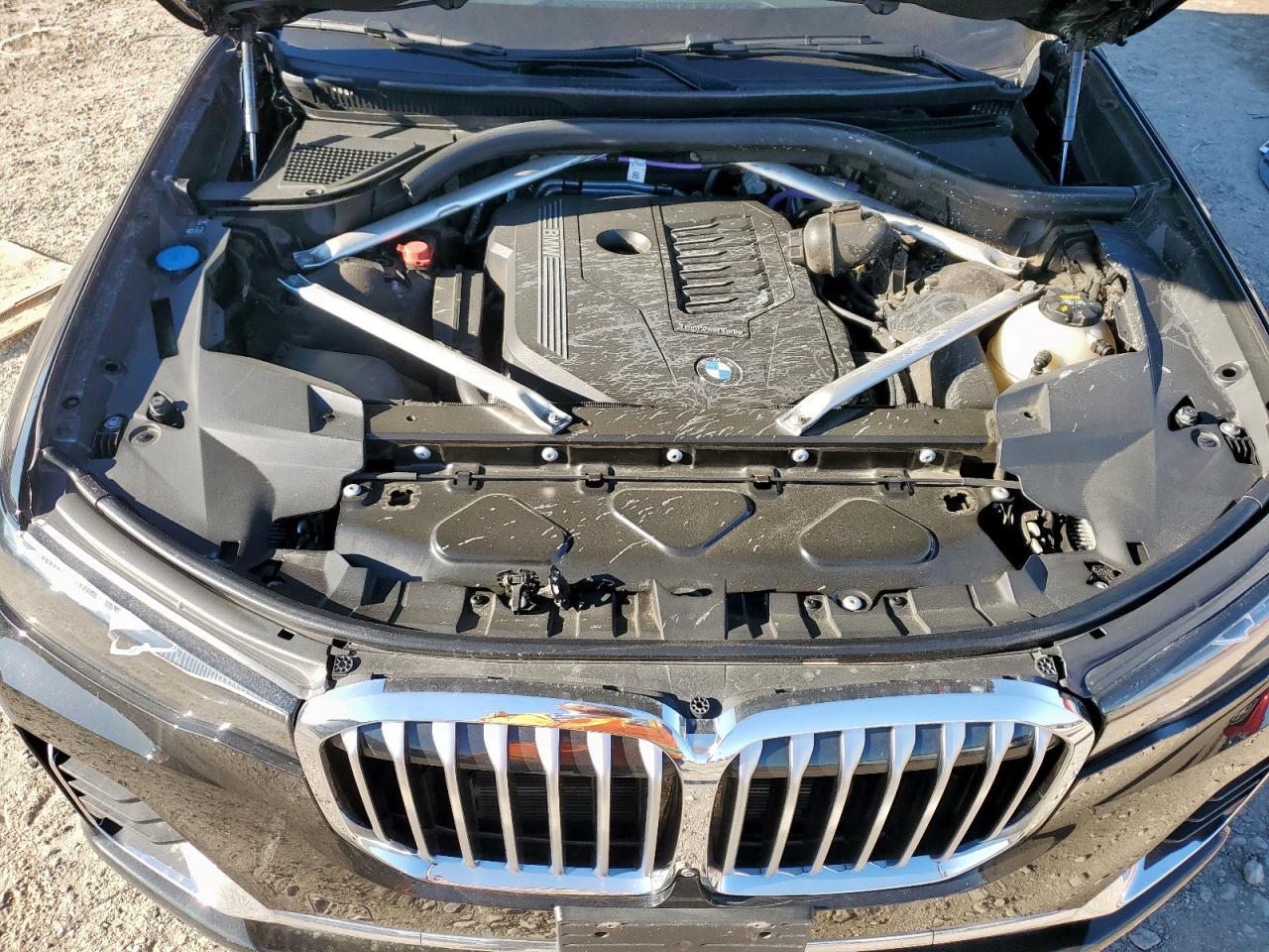 2021 BMW X7