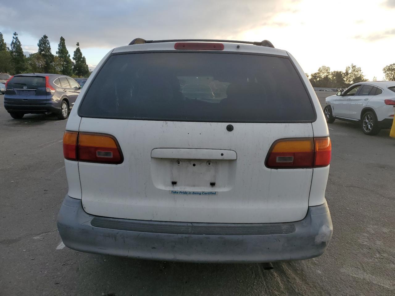 1998 TOYOTA SIENNA