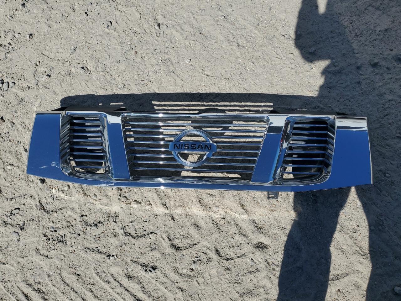 2012 NISSAN Titan