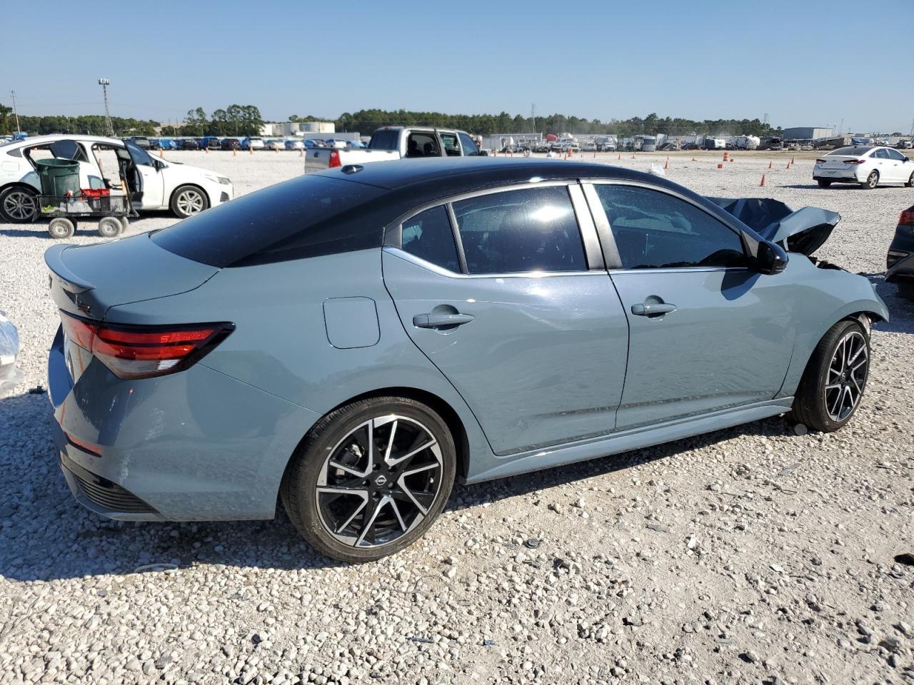 2024 NISSAN SENTRA