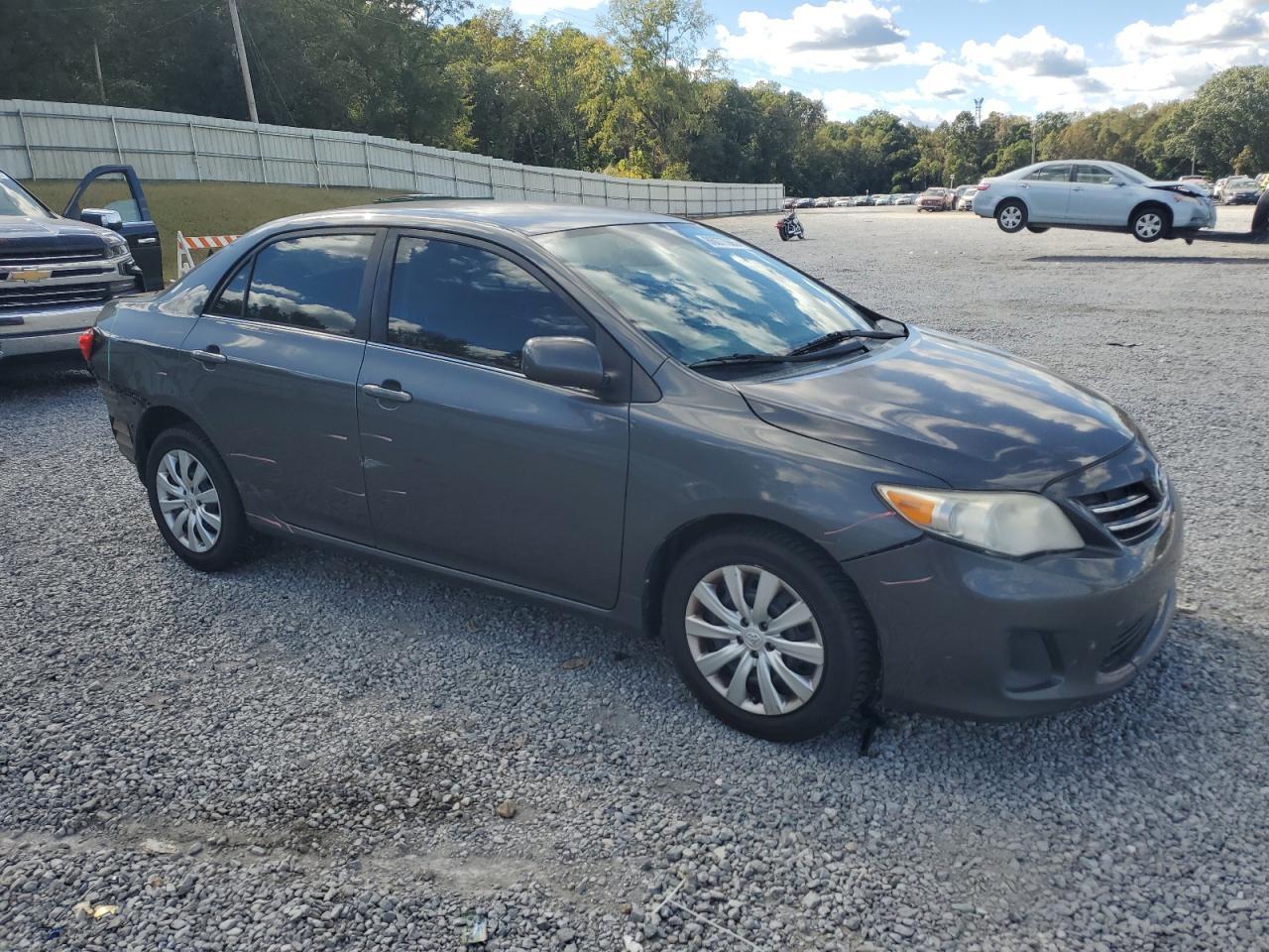 2013 TOYOTA COROLLA