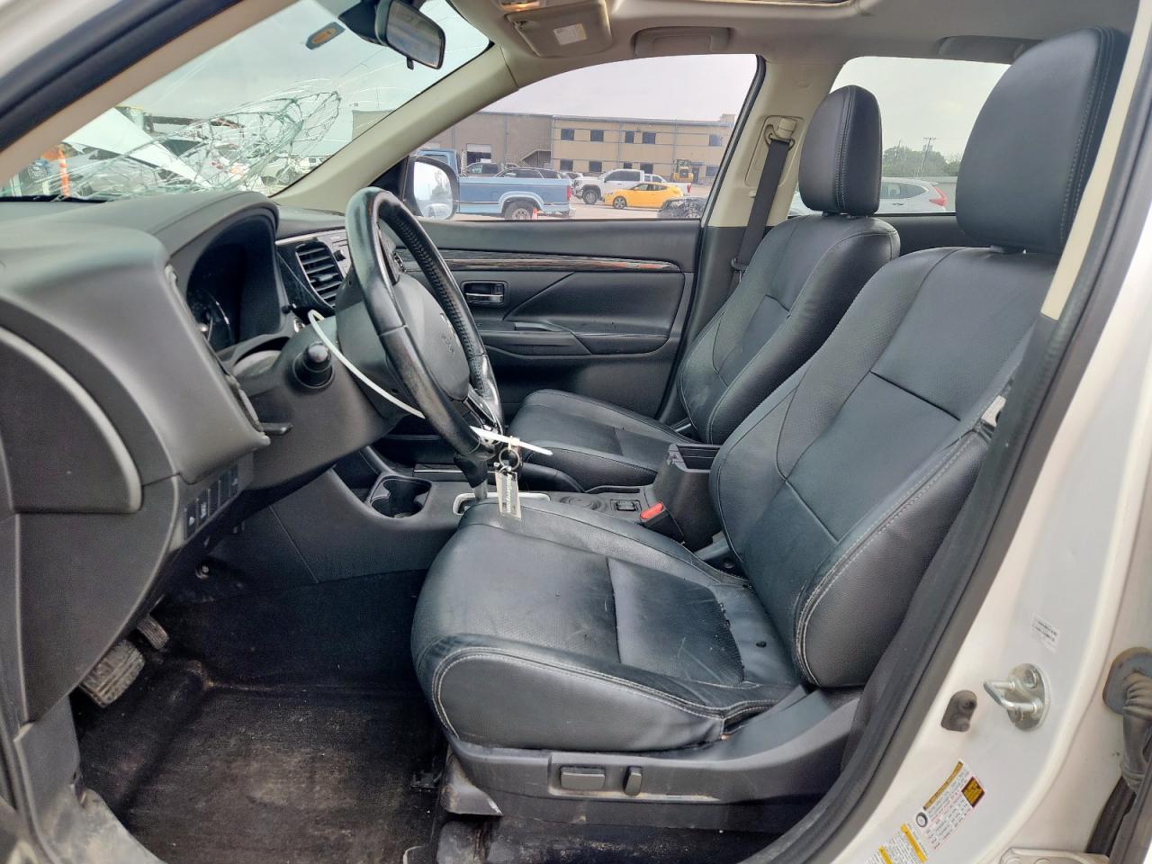 2016 MITSUBISHI outlander