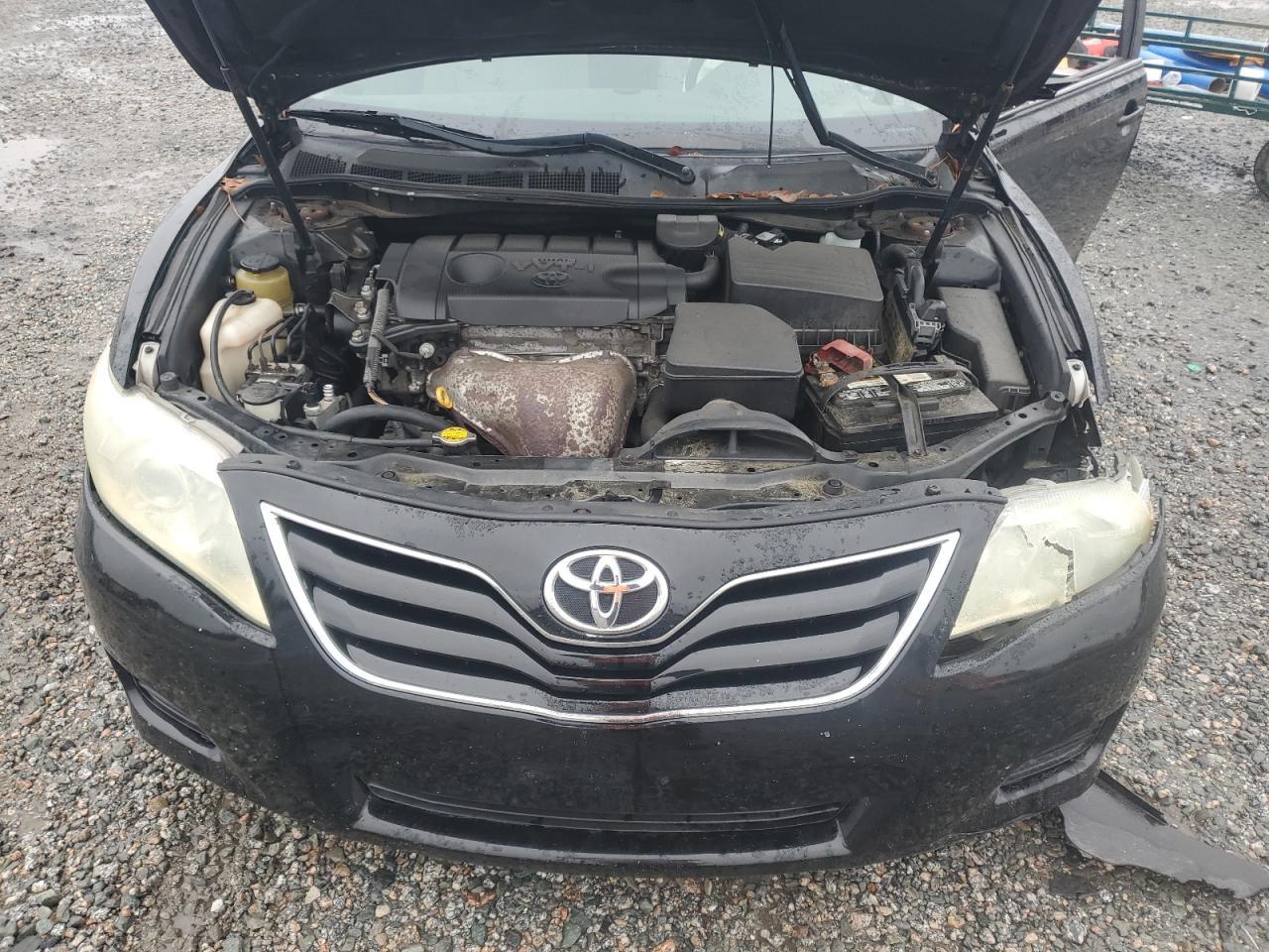 2010 TOYOTA CAMRY