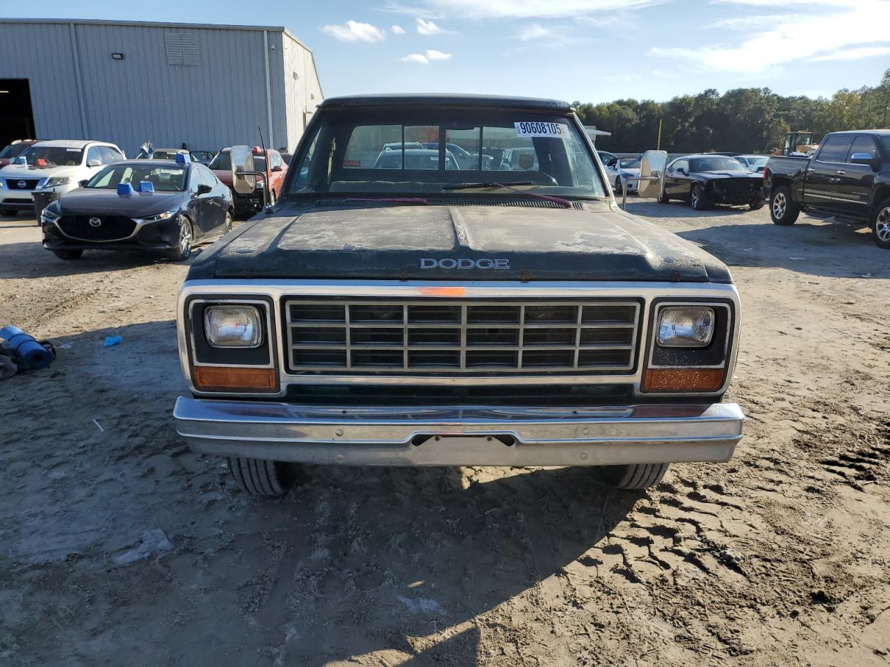1985 DODGE D-Series