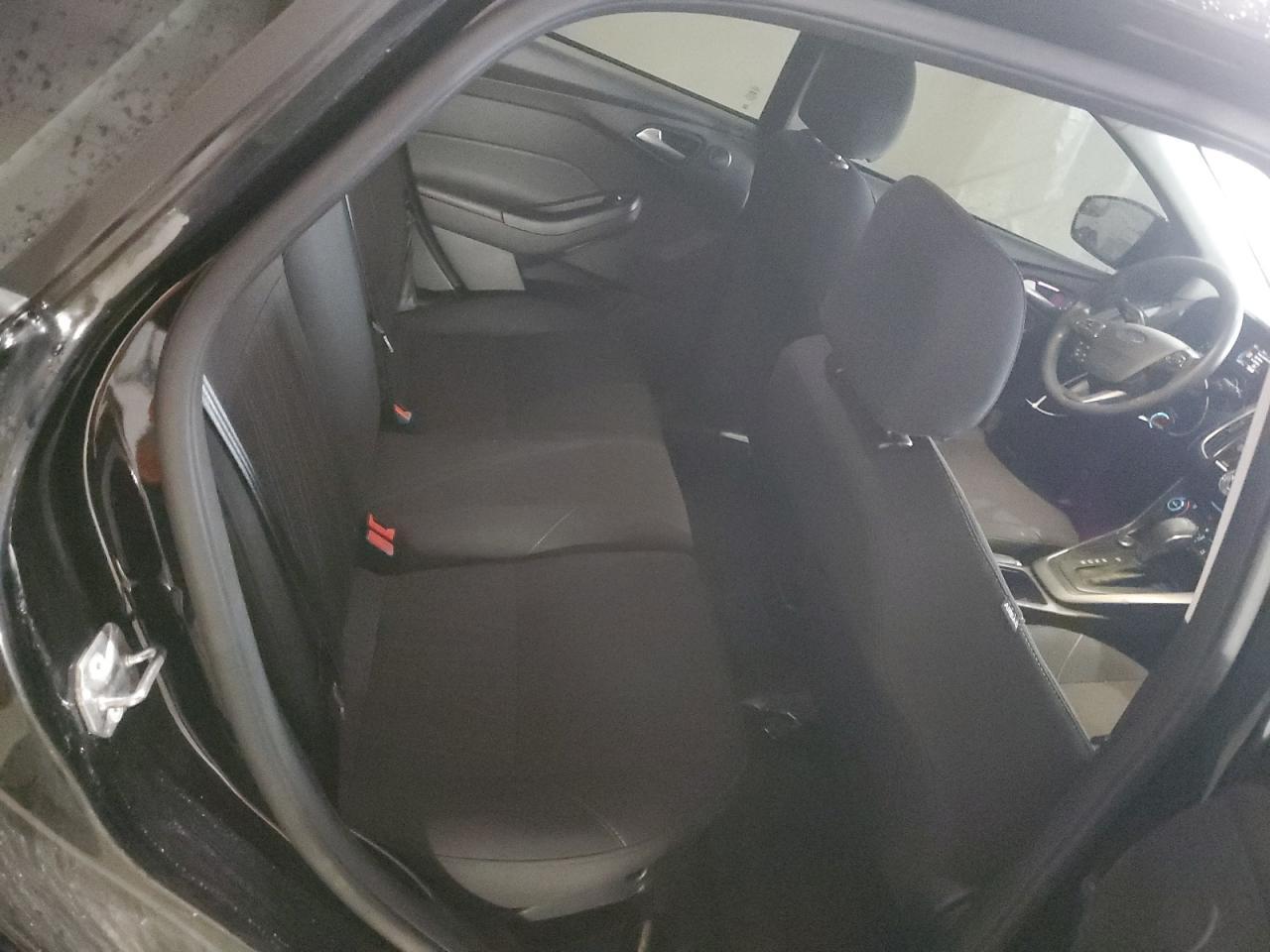 2017 FORD FOCUS