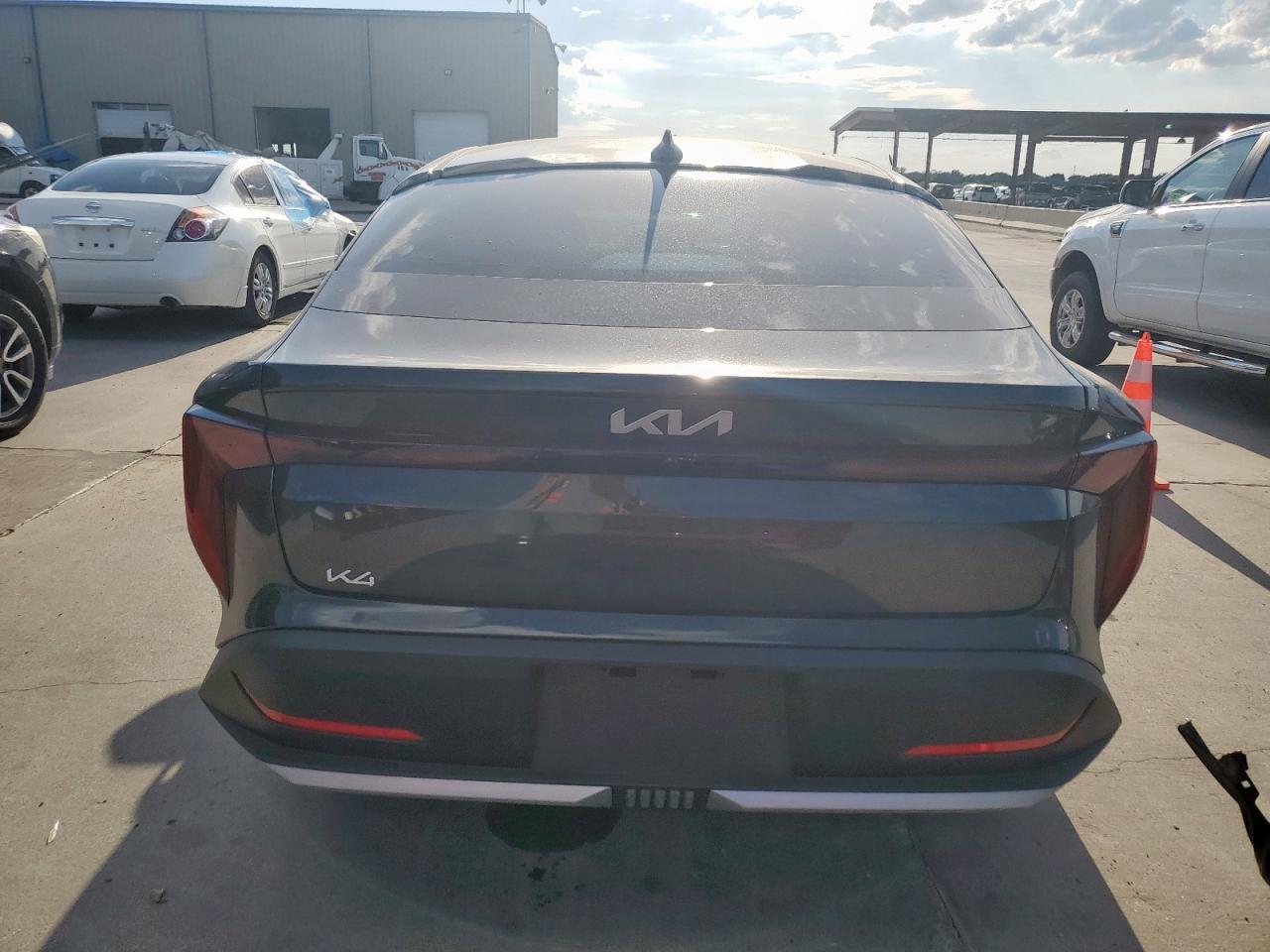 2025 KIA K4