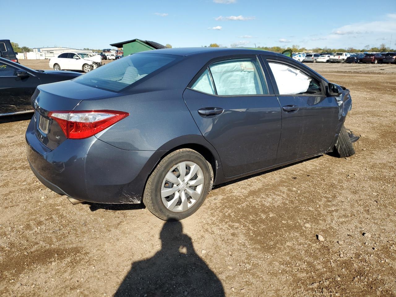 2015 TOYOTA COROLLA