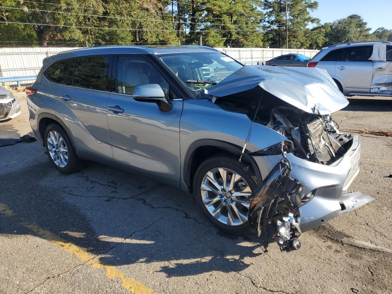 2023 TOYOTA HIGHLANDER