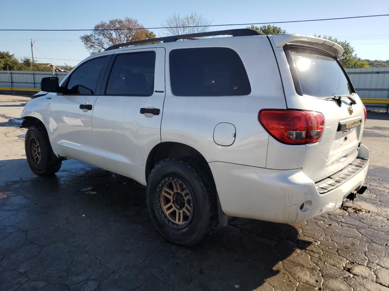 2012 TOYOTA Sequoia