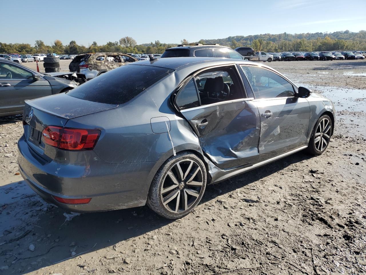 2013 VOLKSWAGEN JETTA