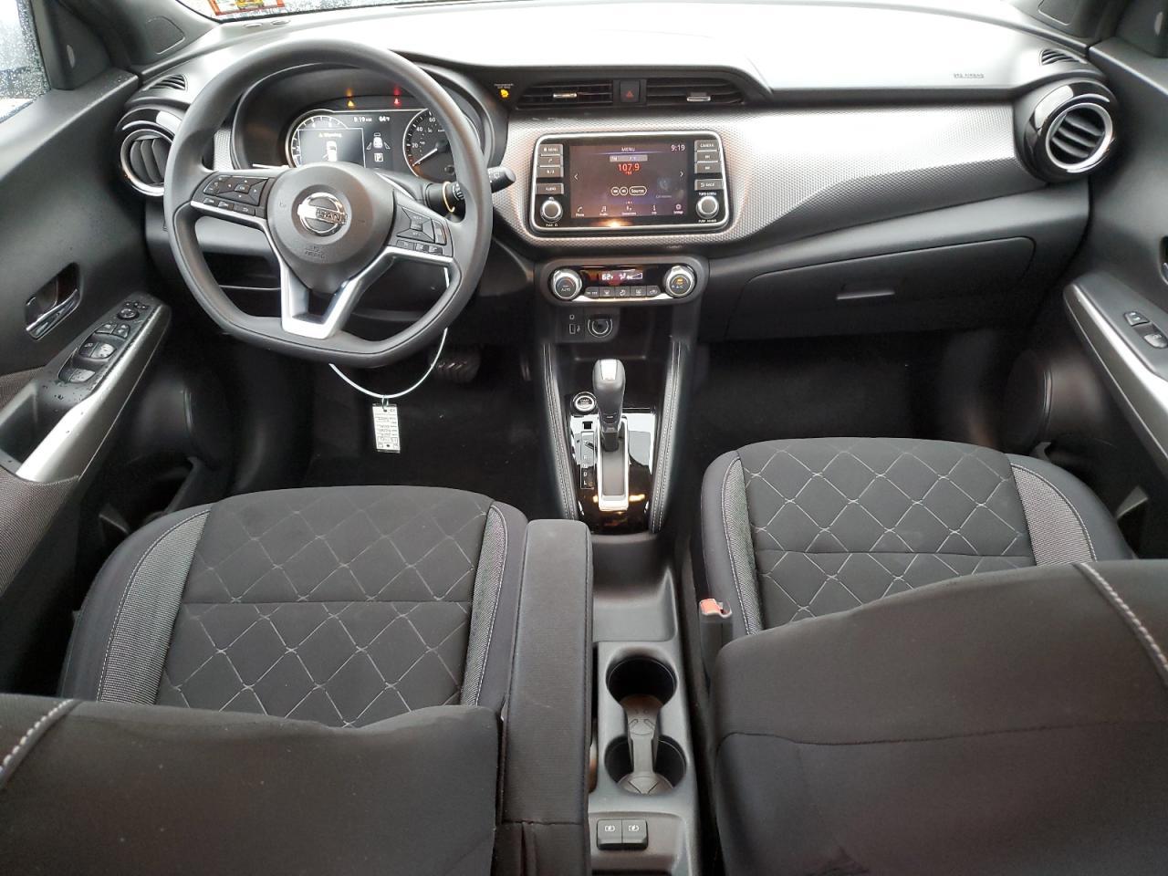 2018 NISSAN KICKS
