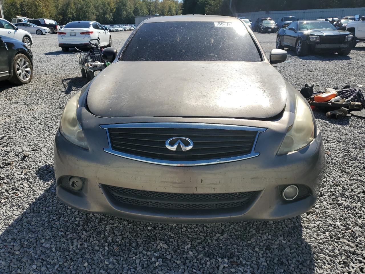 2011 INFINITI G37