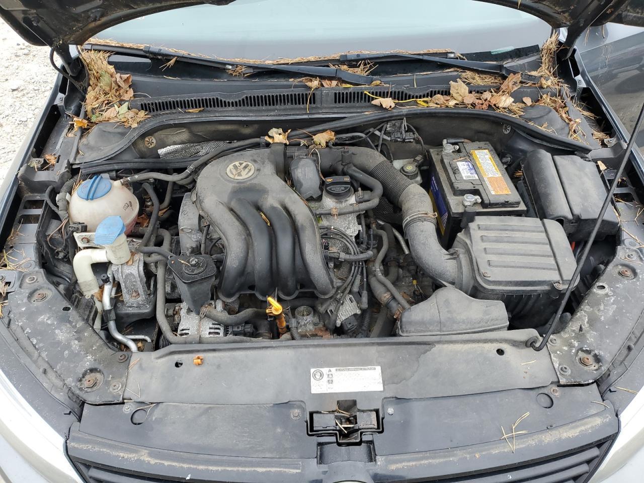 2011 VOLKSWAGEN JETTA