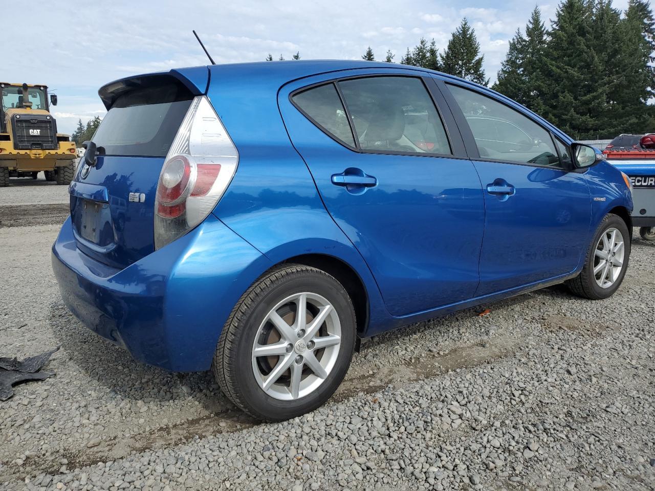 2013 TOYOTA Prius c
