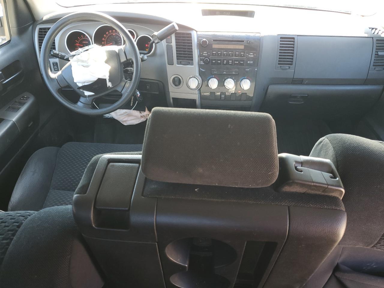2011 TOYOTA TUNDRA