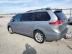 2011 TOYOTA SIENNA