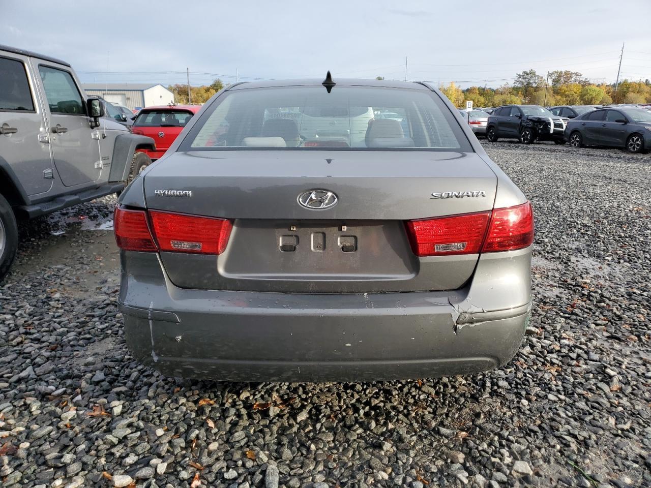2010 HYUNDAI SONATA