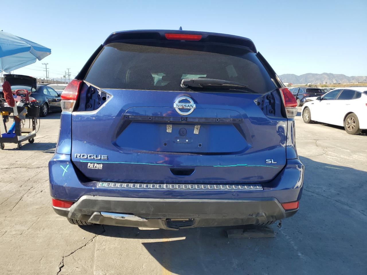 2018 NISSAN ROGUE