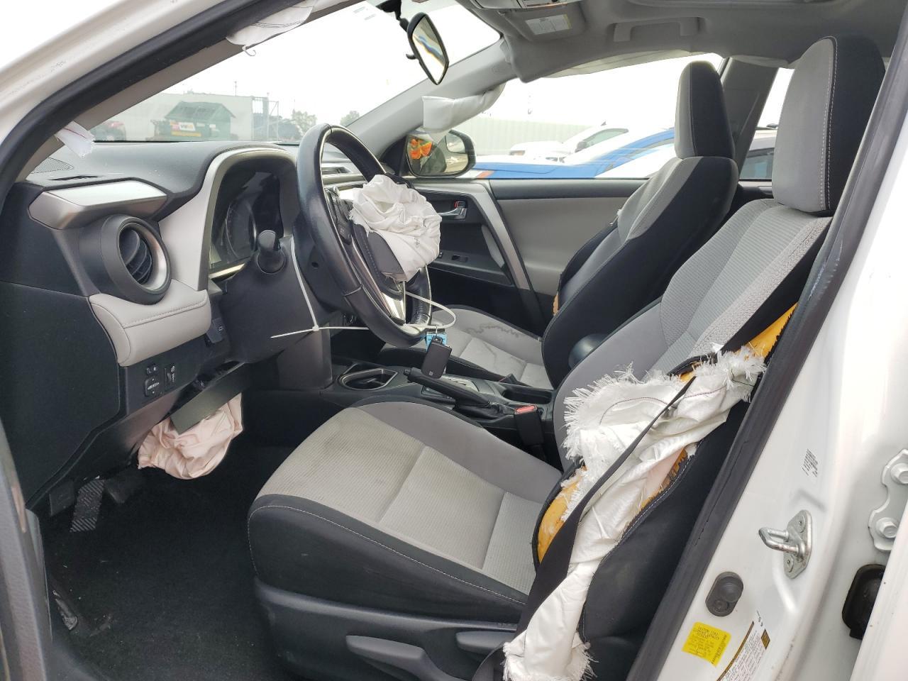2016 TOYOTA RAV4
