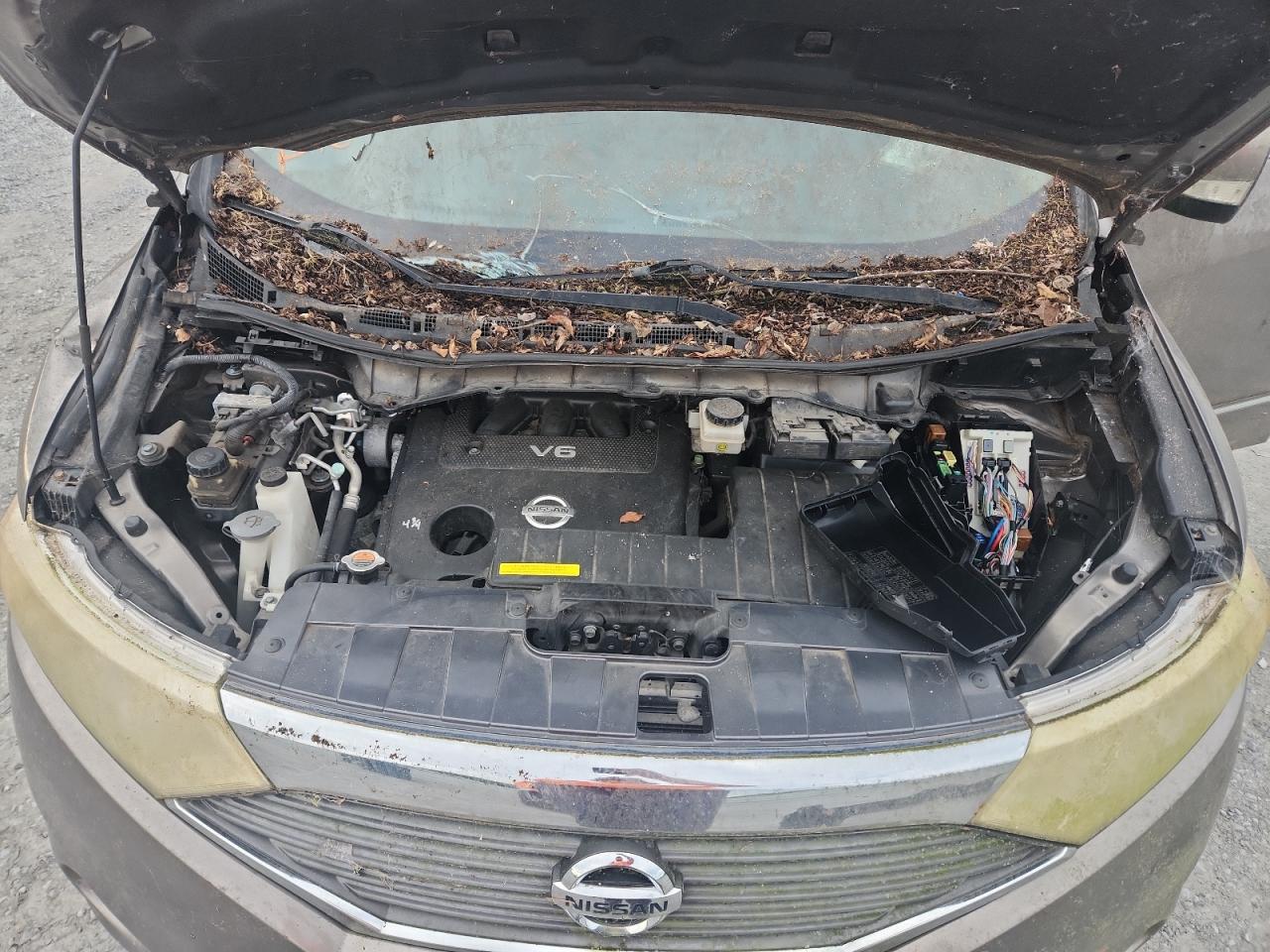2014 NISSAN Quest