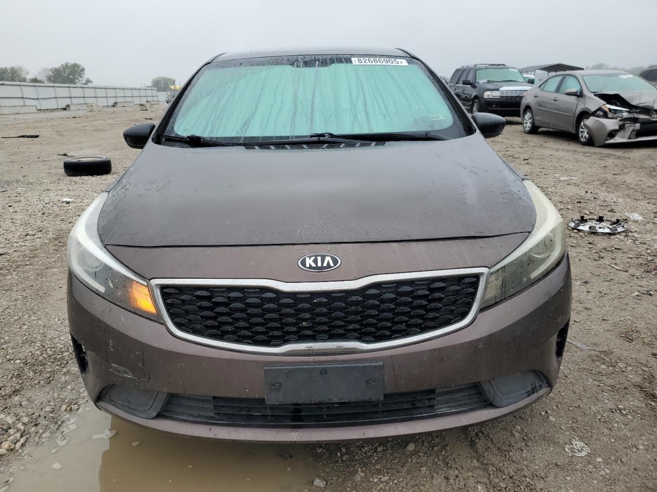 2017 KIA FORTE