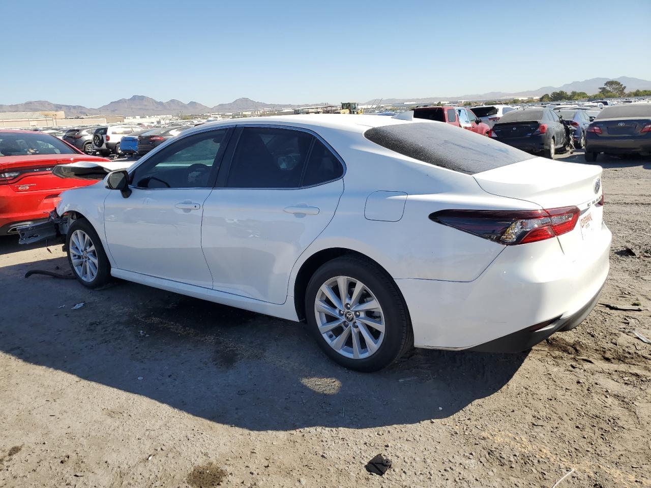 2024 TOYOTA CAMRY