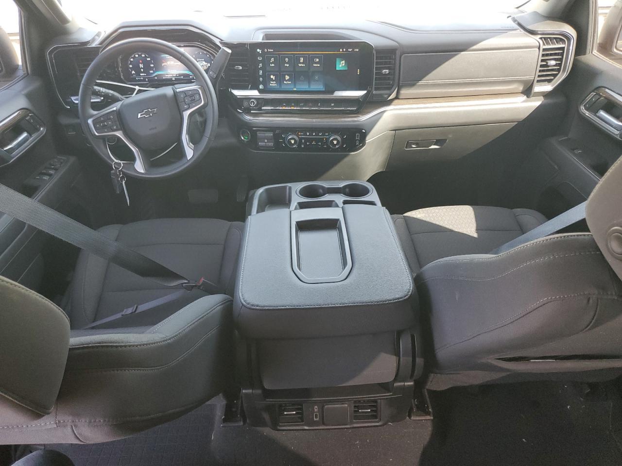 2023 CHEVROLET Silverado