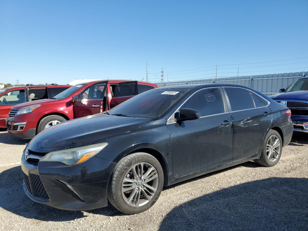 2016 TOYOTA CAMRY