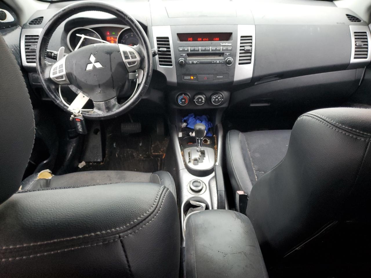 2009 MITSUBISHI outlander