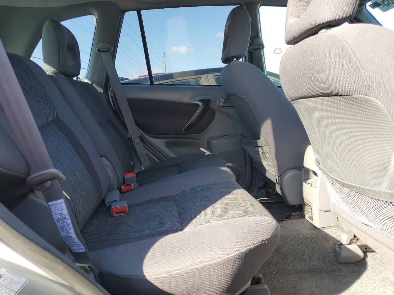 2002 TOYOTA RAV4
