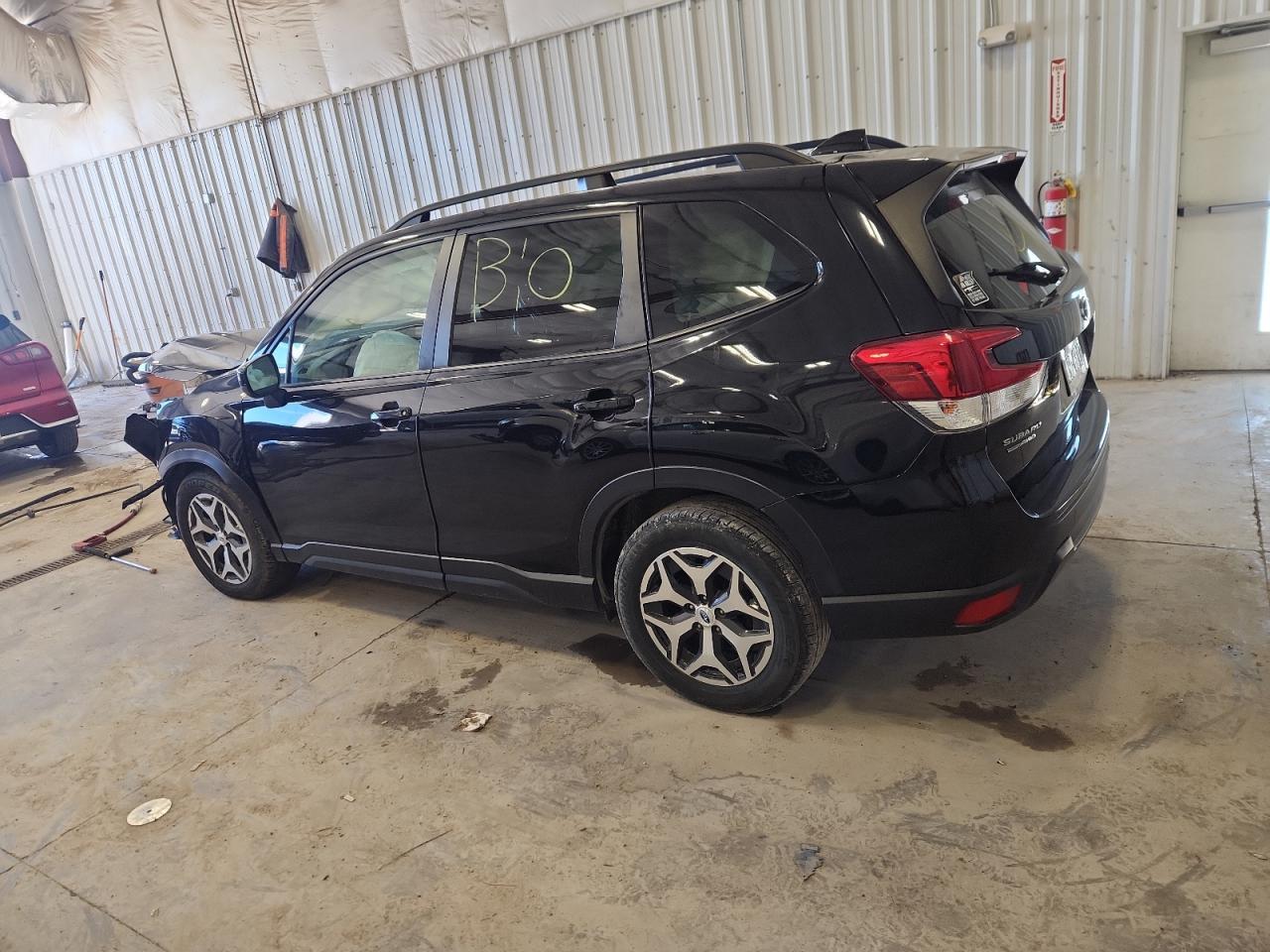 2019 SUBARU FORESTER