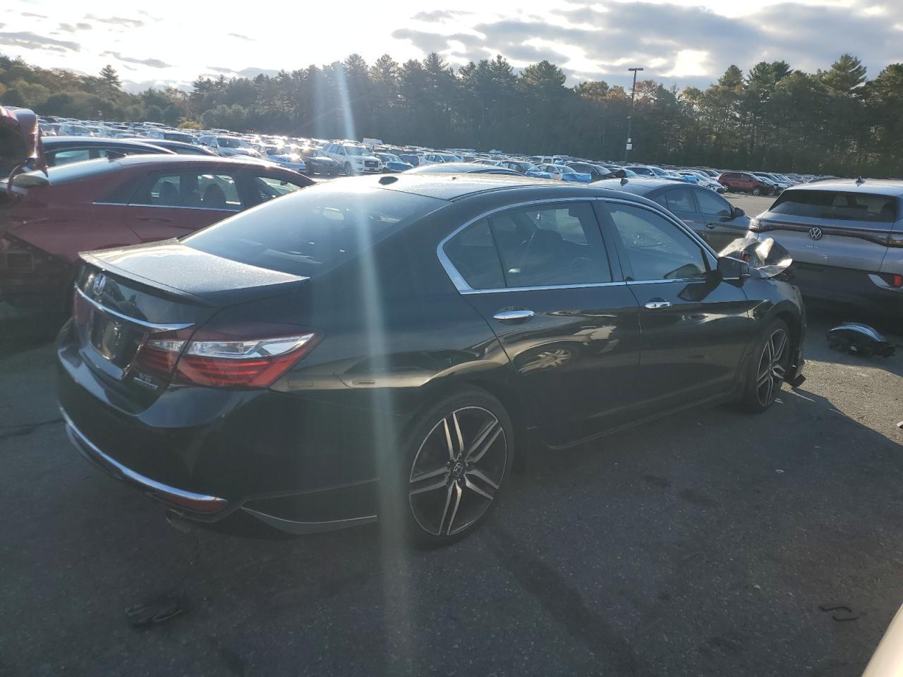 2016 HONDA ACCORD