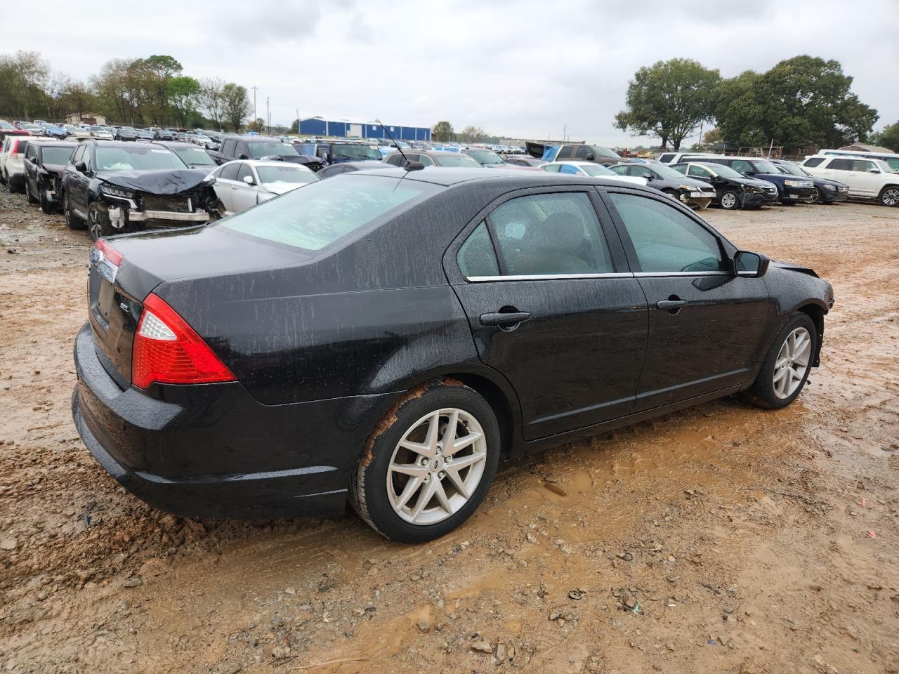 2011 FORD FUSION