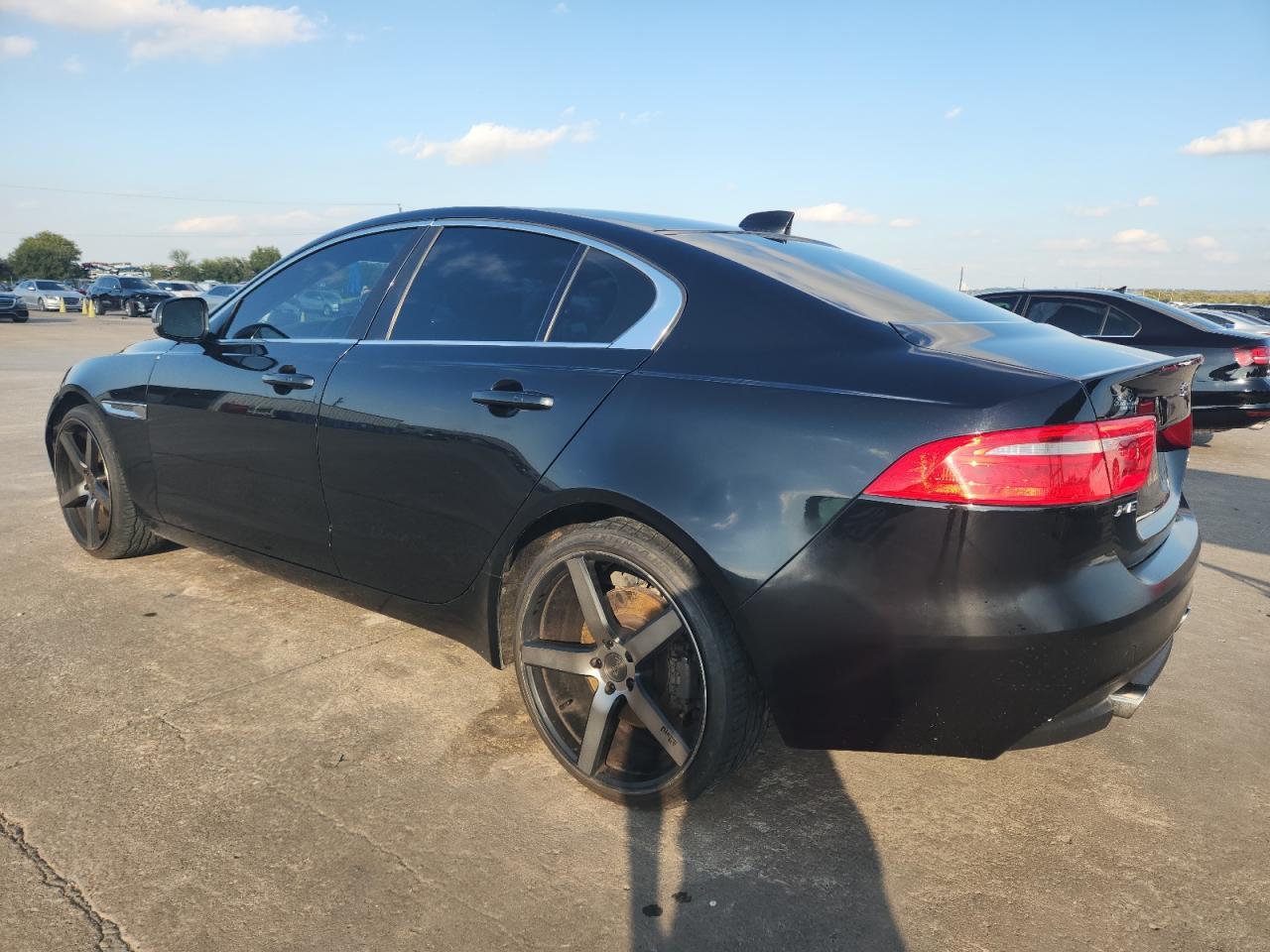 2017 JAGUAR XE