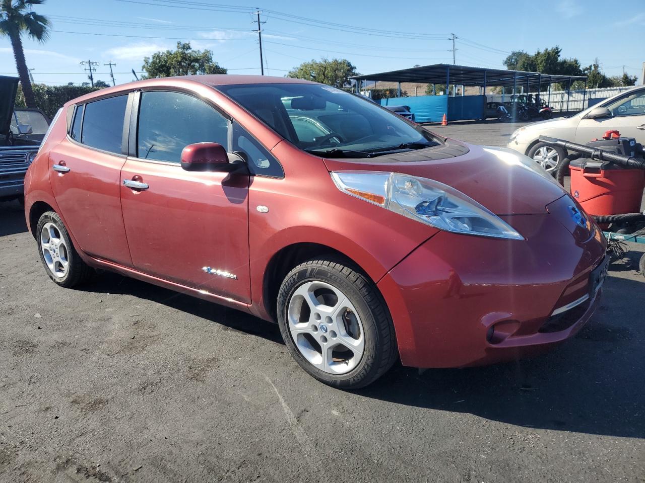 2012 NISSAN LEAF