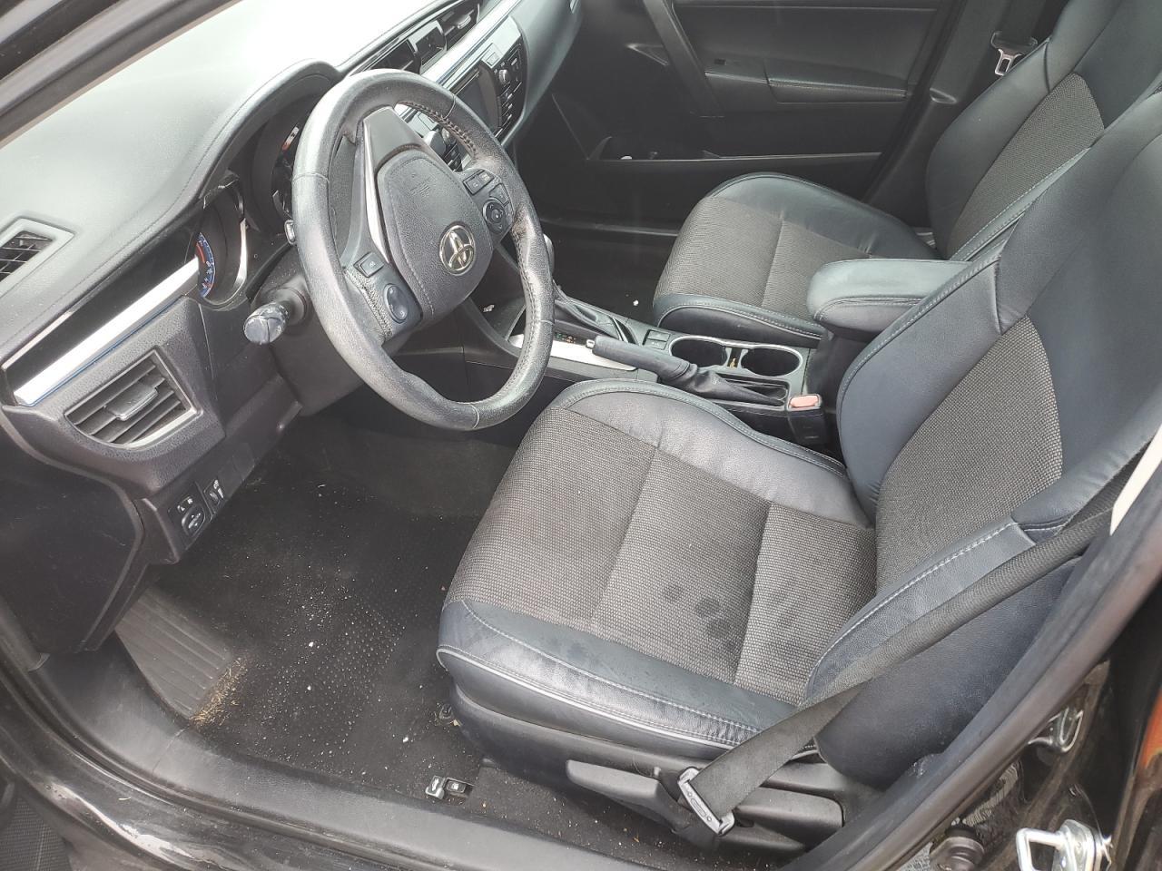 2015 TOYOTA COROLLA