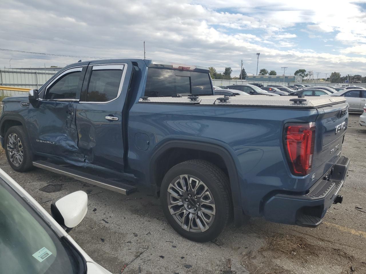 2024 GMC Sierra